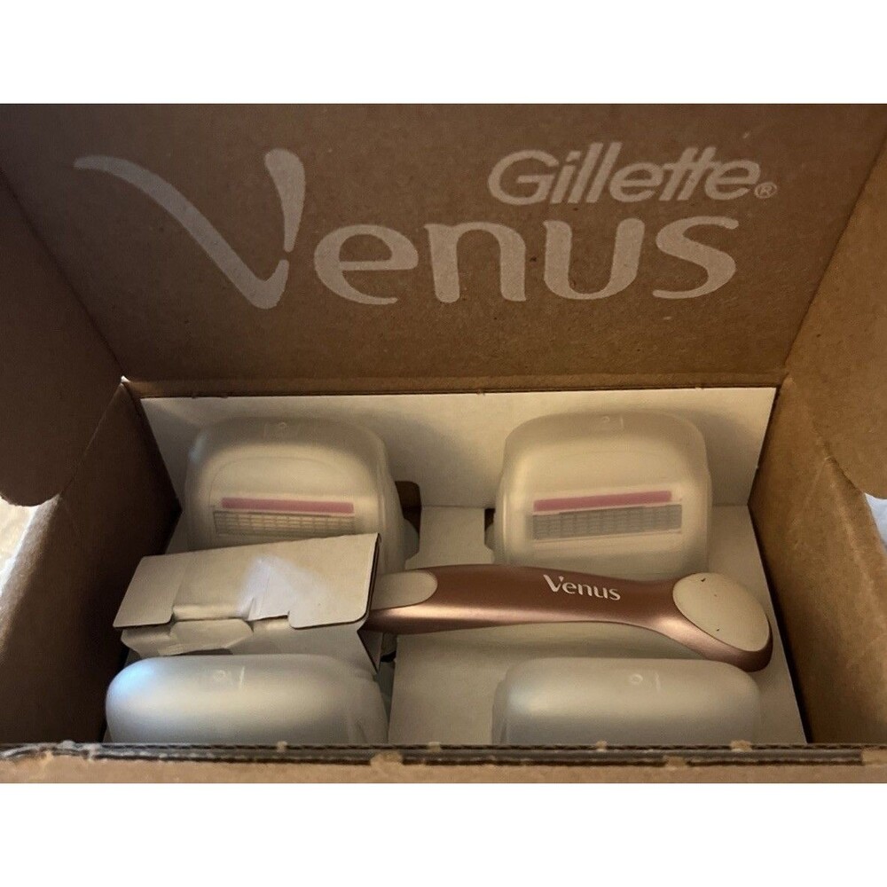 Gillette Venus Comfortglide Women’s 3-Blade Razor, 1 Handle + 4 Blade Refills